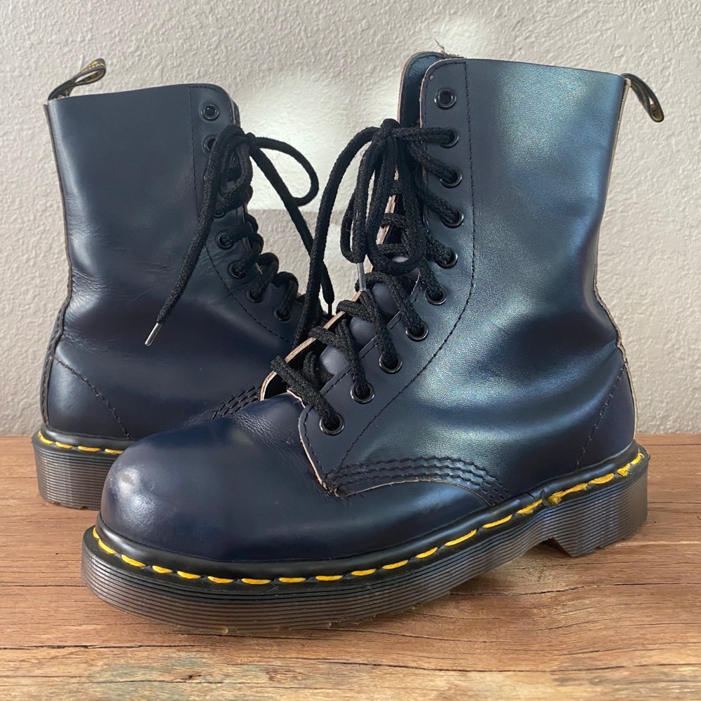 Vintage 1919 Doc Martens steel toe 10 eyelet boots size 6